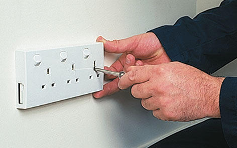 3 Gang converter Socket