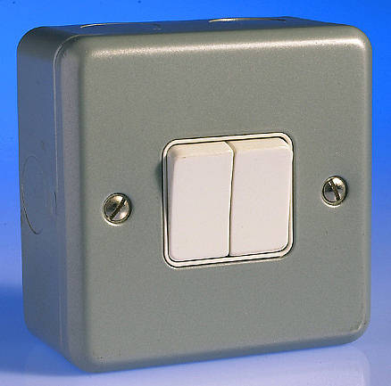 MK Electric K3592ALM 2-gang 2 W Metalclad switch