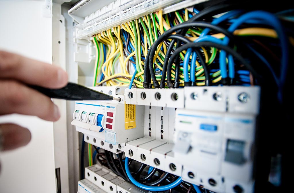 Switchgear & protection